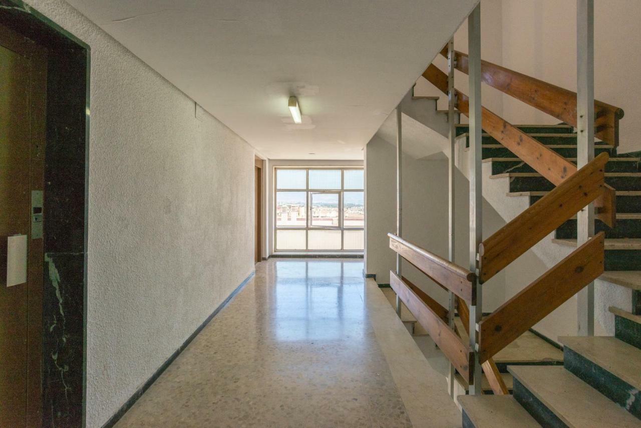 Amplio estudio,vista mar y montaña, a pasos del centro Torremolinos Exterior foto